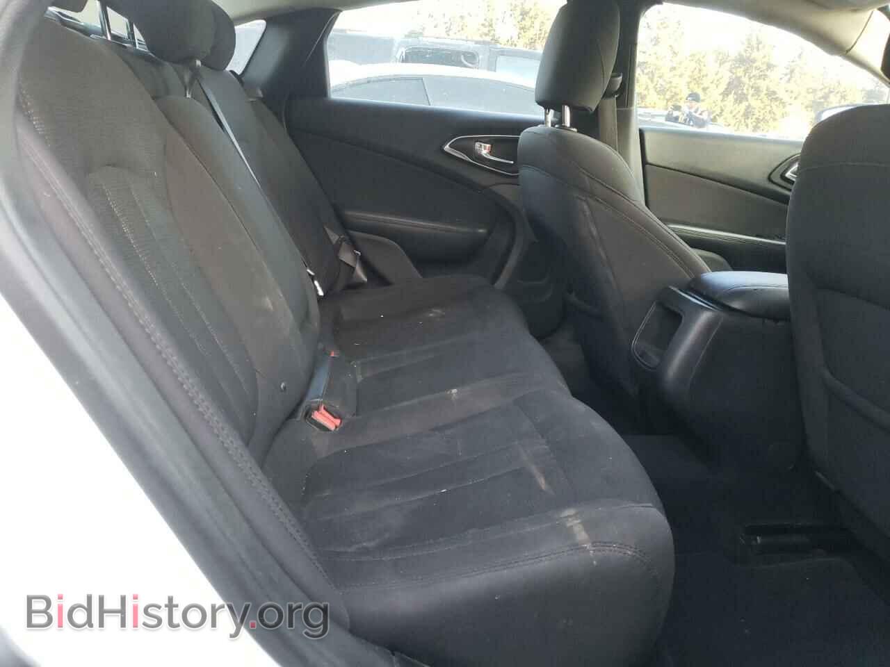 2016 CHRYSLER 200 - VIN: 1C3CCCAB4GN110976 - Фото 10