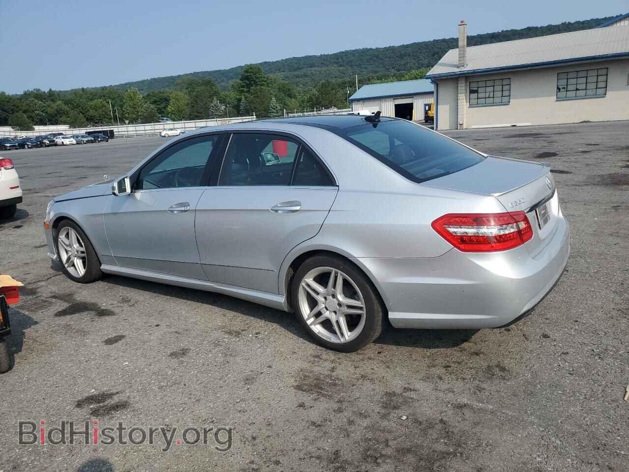 2011 MERCEDES-BENZ E-CLASS - VIN: WDDHF8HB1BA493101 - Фото 2