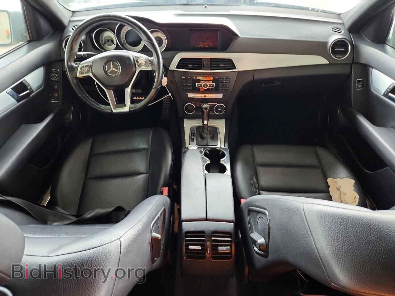 2014 MERCEDES-BENZ C-CLASS - VIN: WDDGF4HB2EA948837 - Фото 8