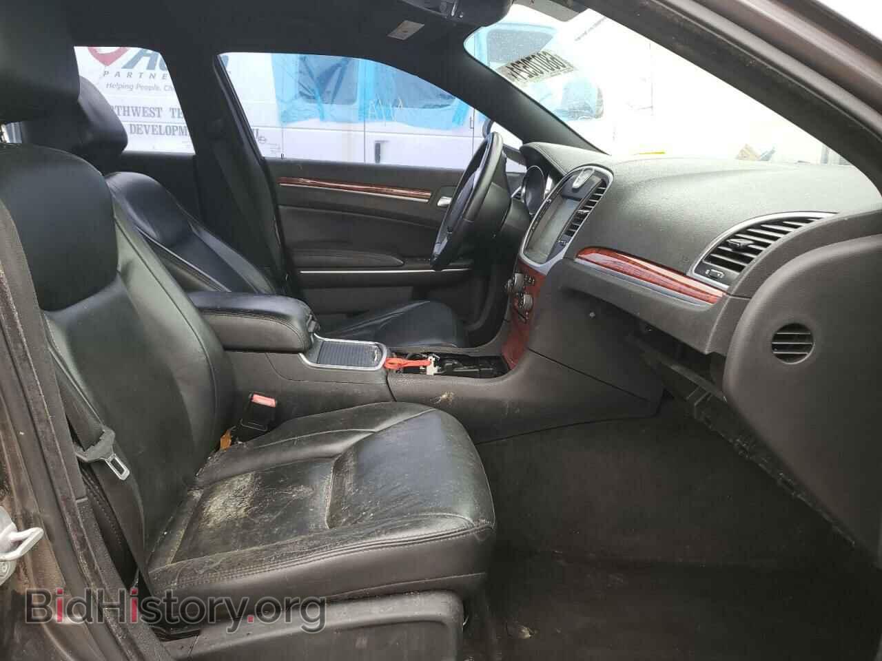 2013 CHRYSLER 300 - VIN: 2C3CCAAG2DH572702 - Фото 5