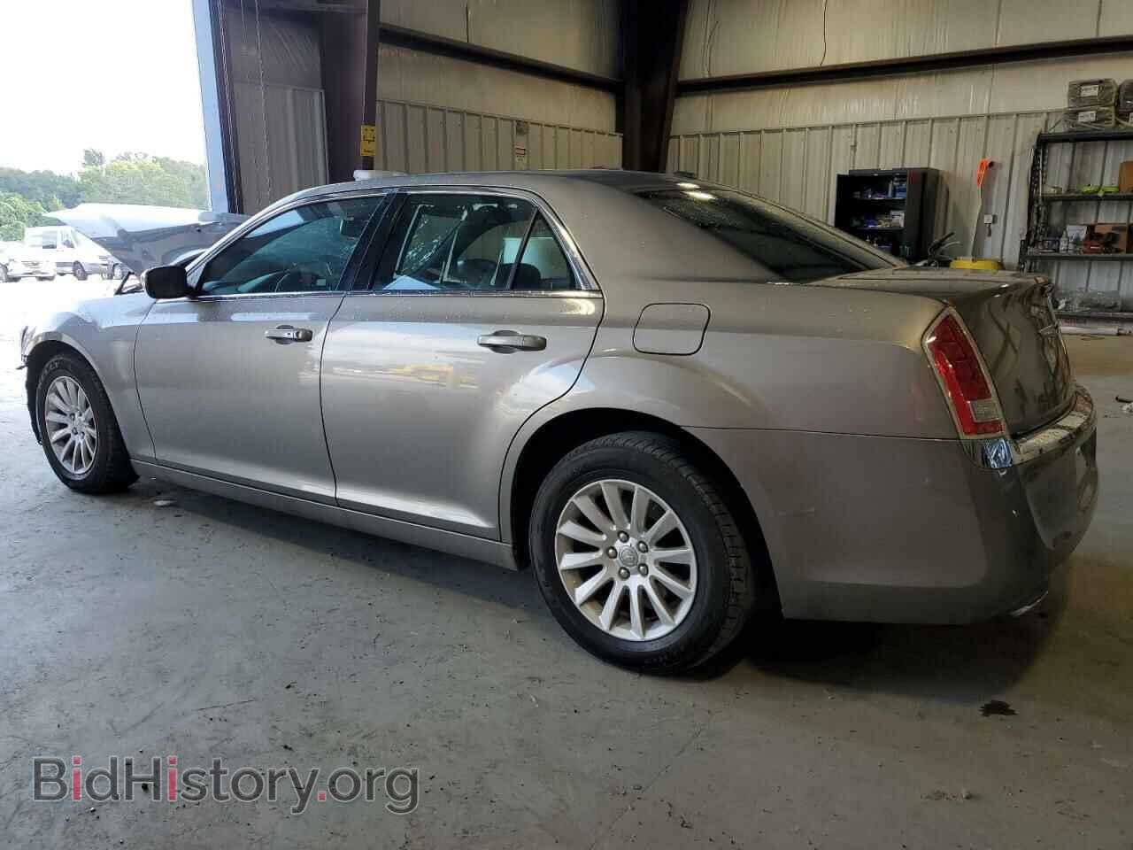 2014 CHRYSLER 300 - VIN: 2C3CCAAGXEH252738 - Фото 2
