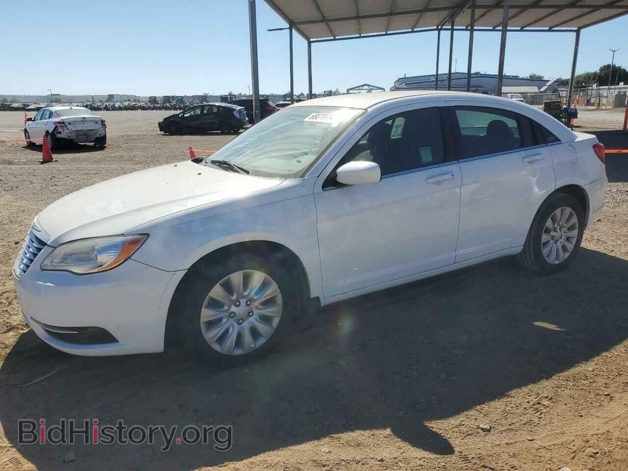 Фотография 1C3CCBAB8EN212059 - CHRYSLER 200 2014