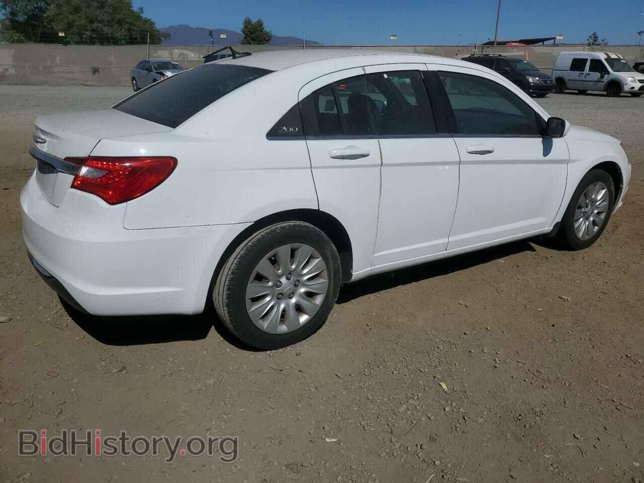 2014 CHRYSLER 200 - VIN: 1C3CCBAB8EN212059 - Фото 3