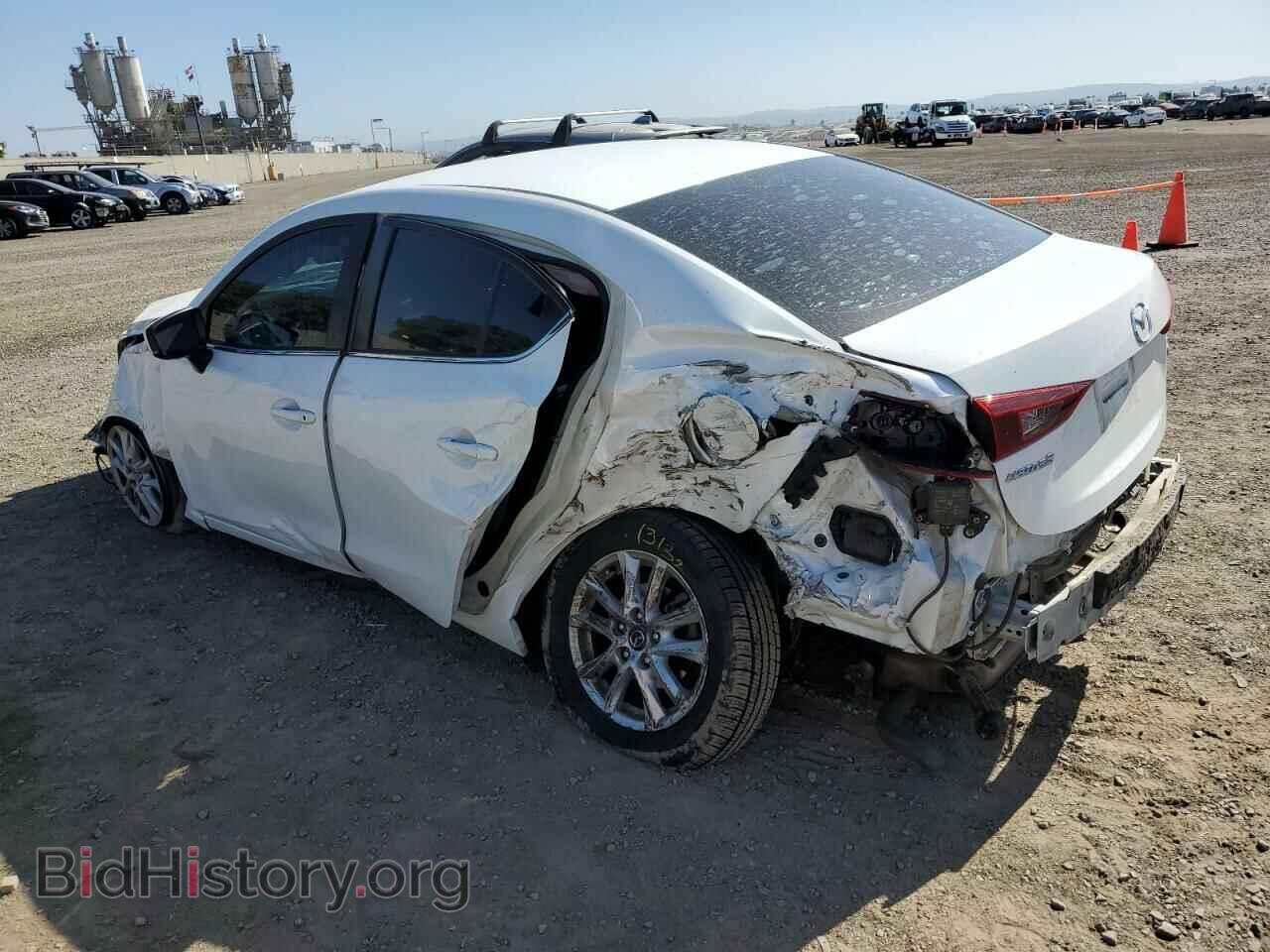 2017 MAZDA 3 - VIN: 3MZBN1U75HM101810 - Фото 2