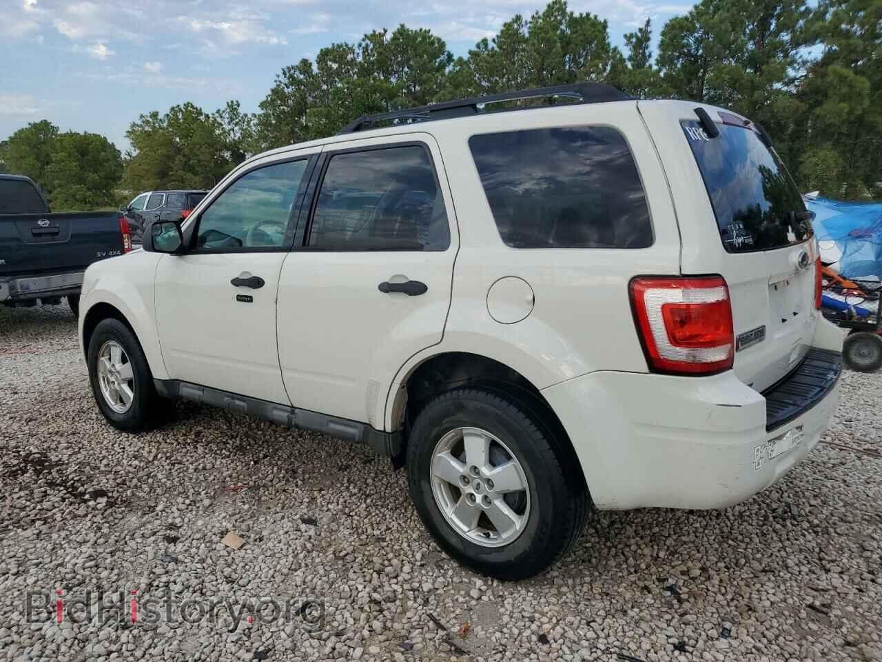 2010 FORD ESCAPE - VIN: 1FMCU0D73AKD18138 - Фото 2