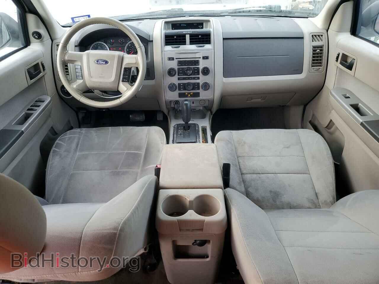 2010 FORD ESCAPE - VIN: 1FMCU0D73AKD18138 - Фото 8