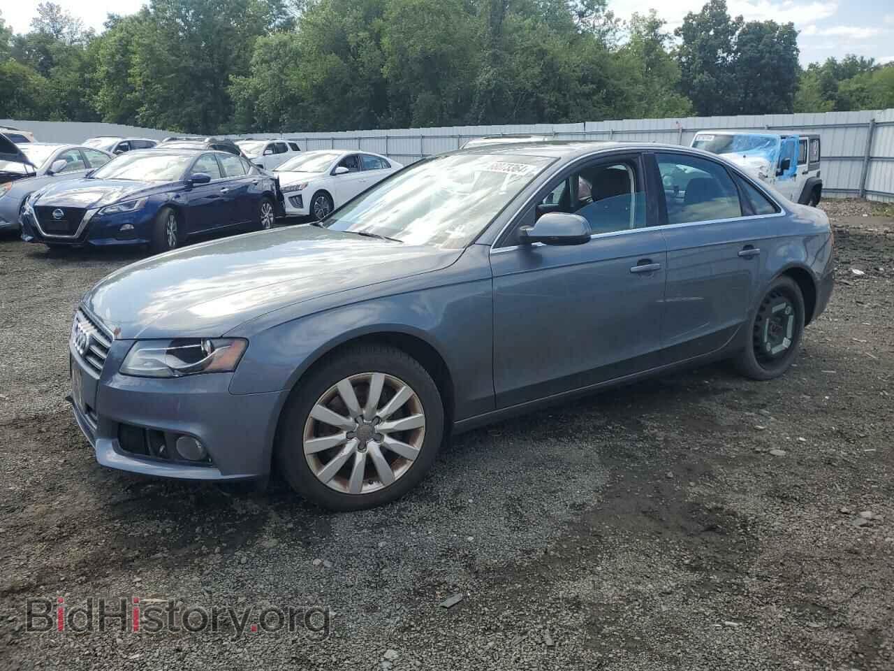Фотография WAUBFAFL5CN013586 - AUDI A4 2012