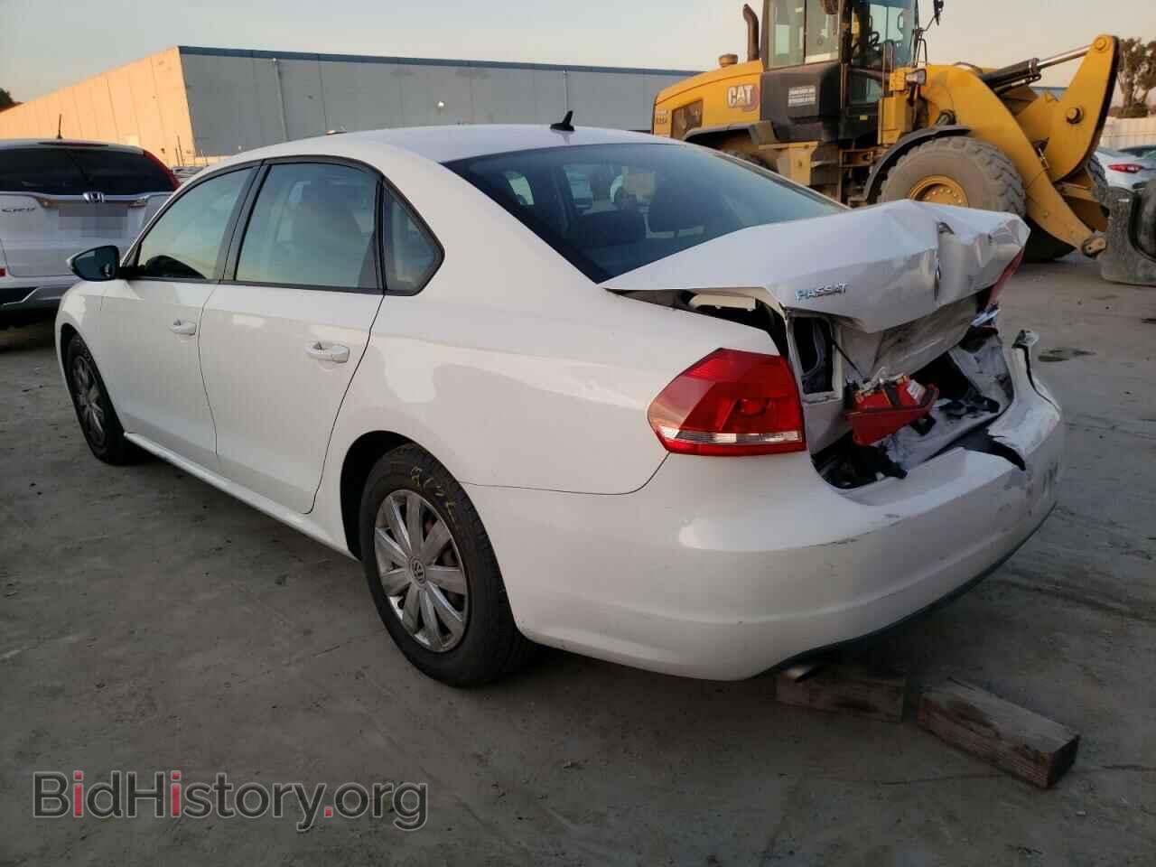 2012 VOLKSWAGEN PASSAT - VIN: 1VWAP7A30CC043268 - Фото 2