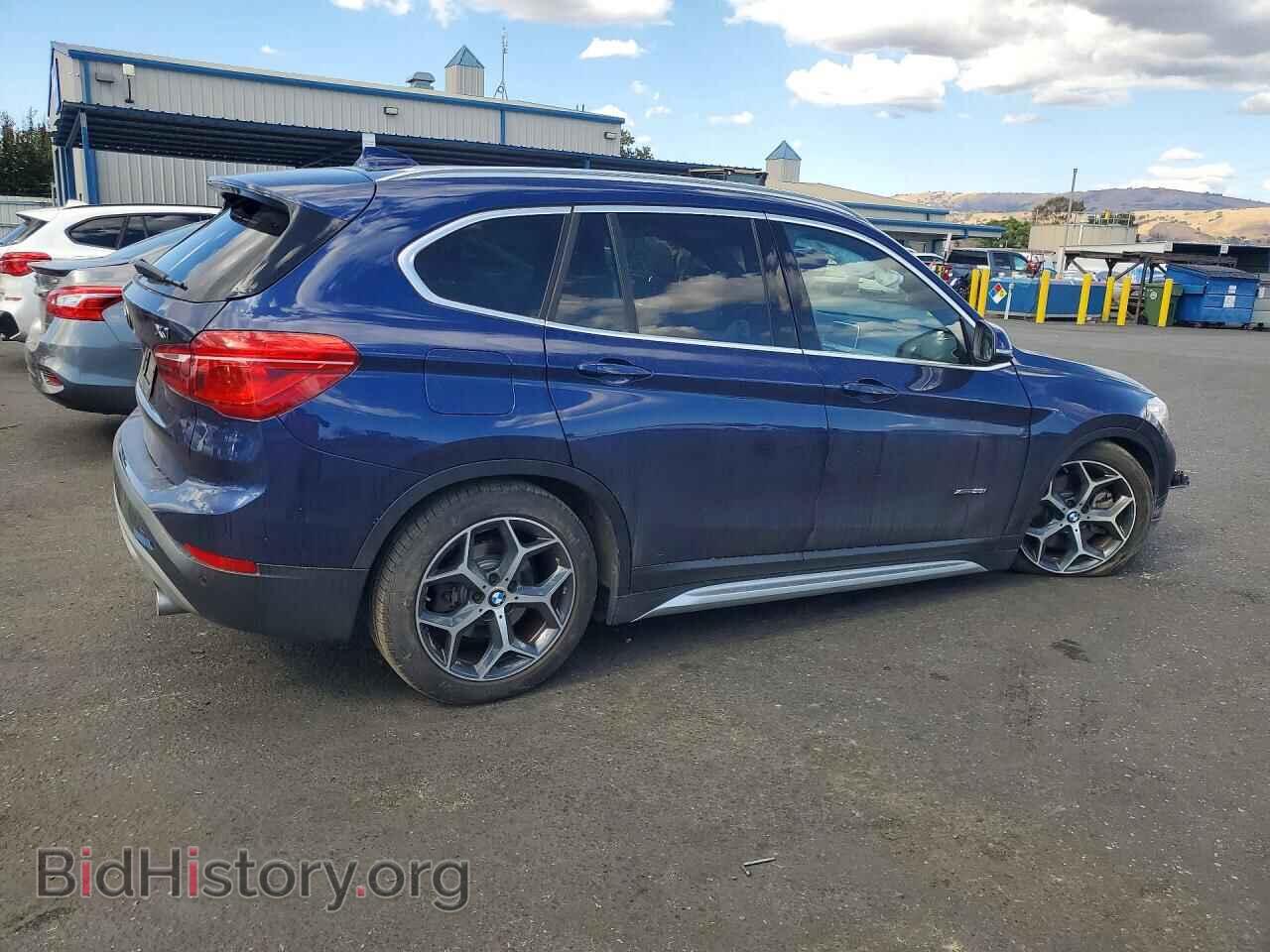 2018 BMW X1 - VIN: WBXHT3C3XJ5K32095 - Фото 3