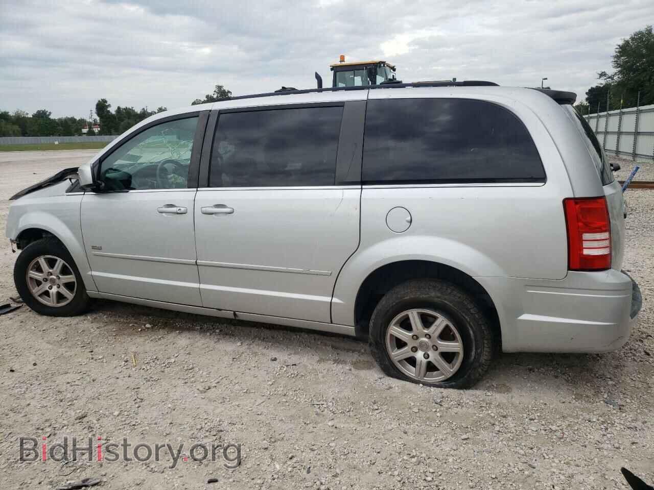2008 CHRYSLER MINIVAN - VIN: 2A8HR54P38R843620 - Фото 2