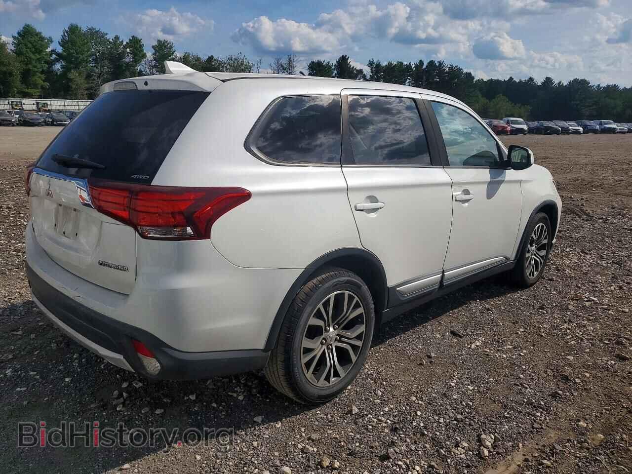 2017 MITSUBISHI OUTLANDER - VIN: JA4AZ2A30HZ070338 - Фото 3