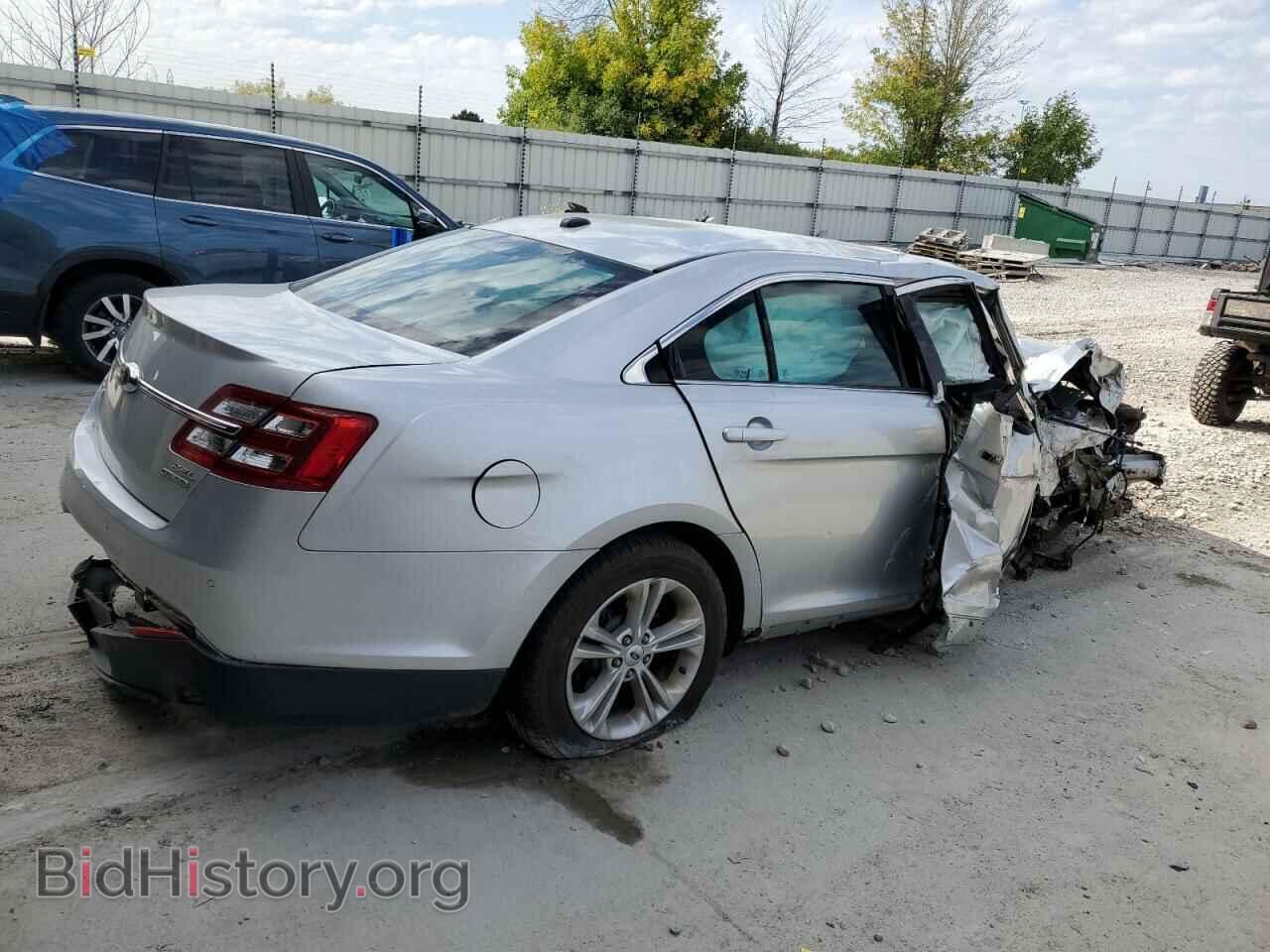 2016 FORD TAURUS - VIN: 1FAHP2E84GG144943 - Фото 3