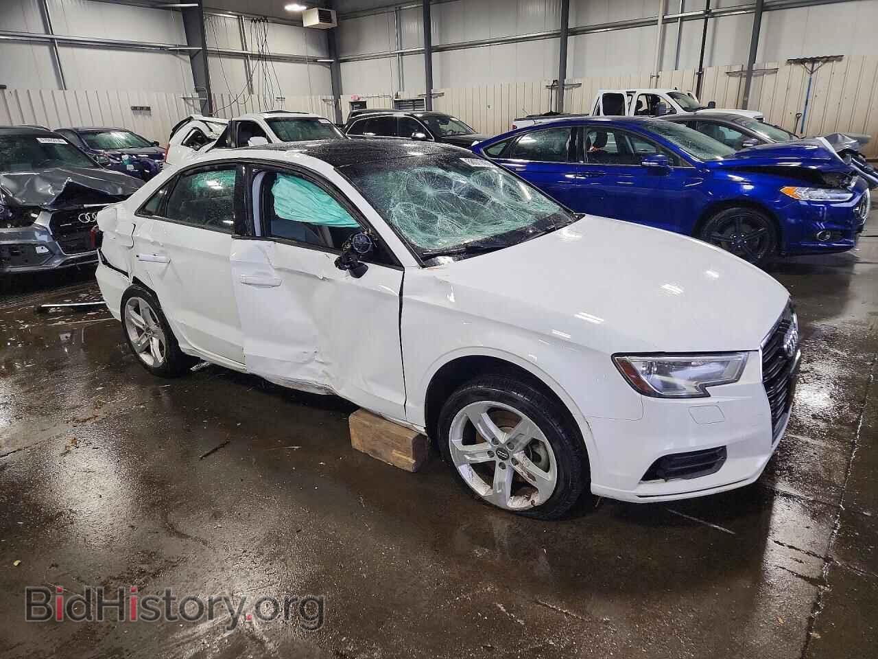 2017 AUDI A3 - VIN: WAUAUGFF4H1061609 - Фото 4