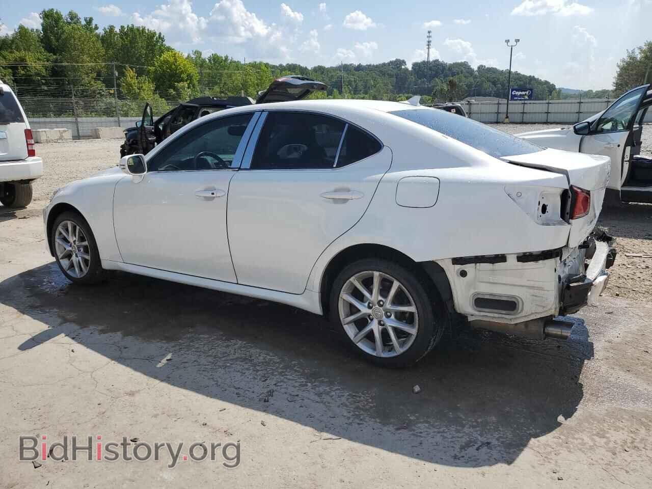 2011 LEXUS IS - VIN: JTHCF5C25B5050936 - Photo 2