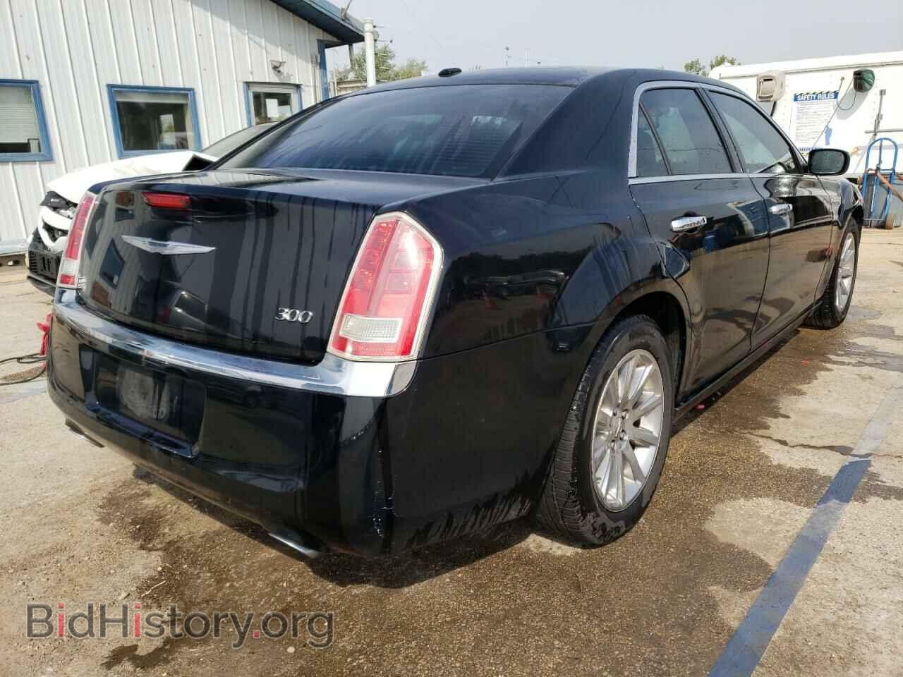 2012 CHRYSLER 300 - VIN: 2C3CCACG3CH113206 - Фото 3