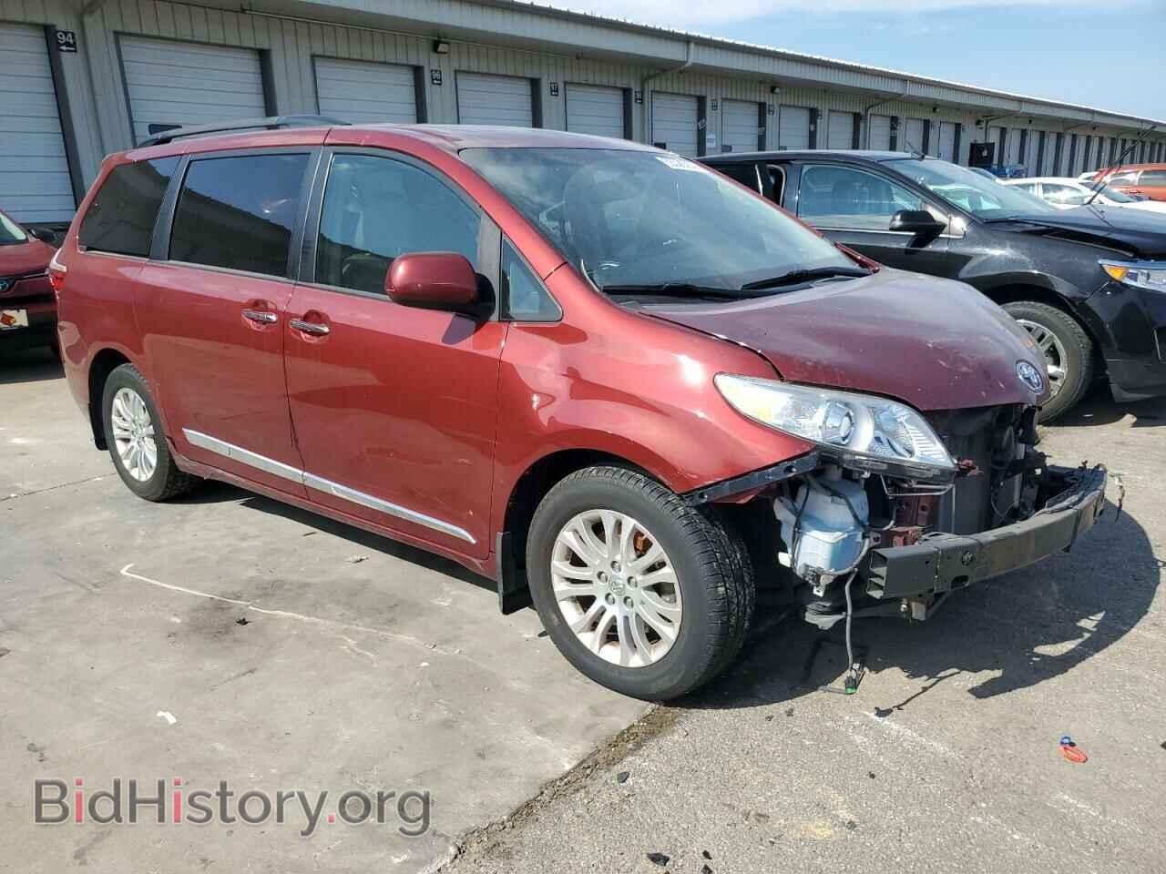 2017 TOYOTA All Models - VIN: 5TDYZ3DC4HS845277 - Фото 4