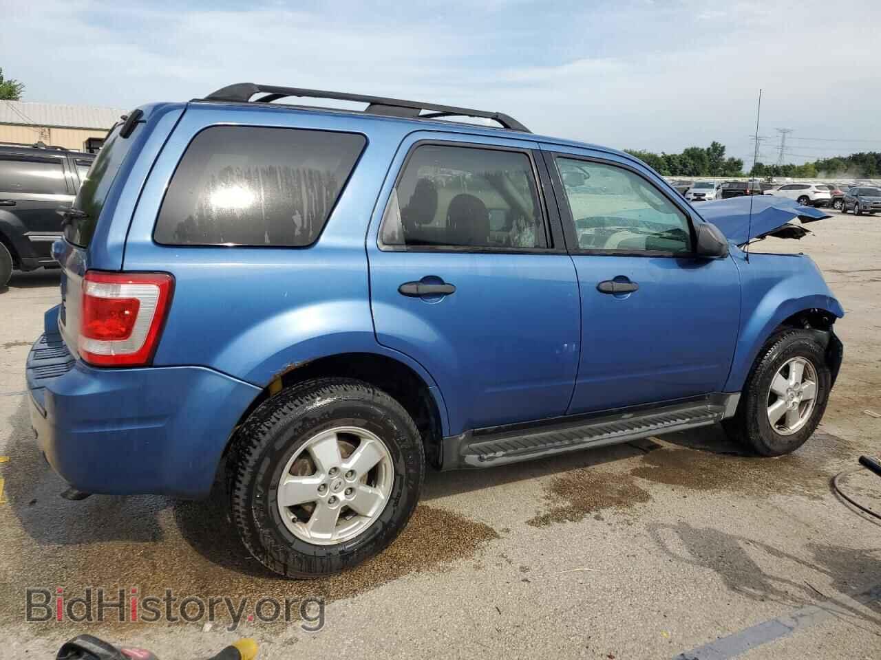 2010 FORD ESCAPE - VIN: 1FMCU0D79AKD17463 - Фото 3