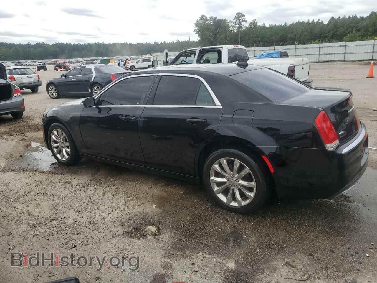 2016 CHRYSLER 300 - VIN: 2C3CCARGXGH128766 - Фото 2
