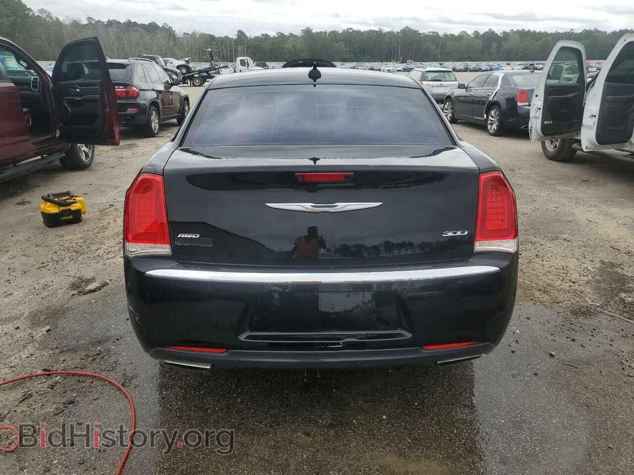 2016 CHRYSLER 300 - VIN: 2C3CCARGXGH128766 - Фото 6