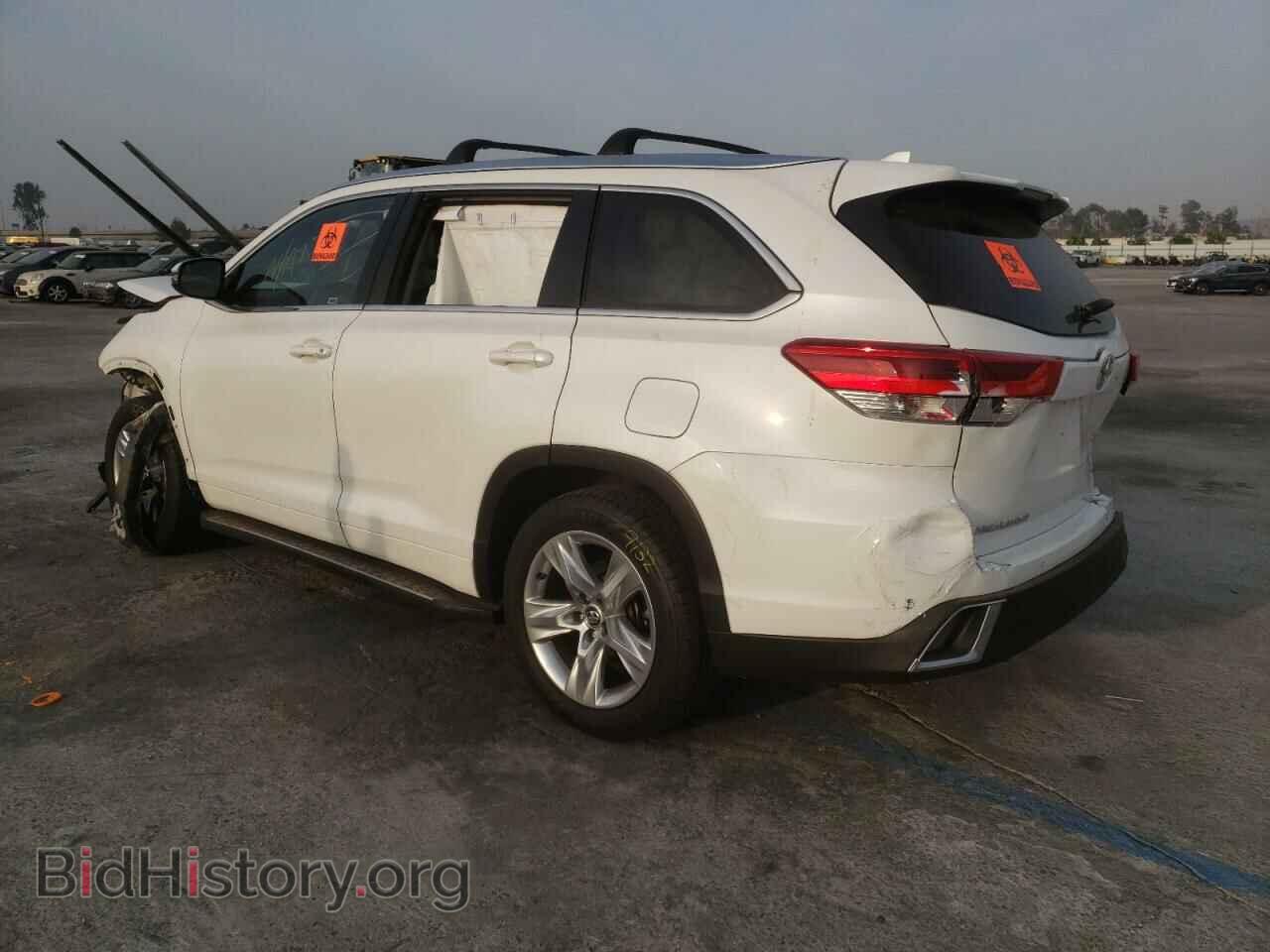2017 TOYOTA HIGHLANDER - VIN: 5TDYZRFH5HS194186 - Фото 3