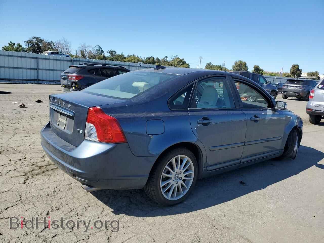 2011 VOLVO S40 - VIN: YV1672MS8B2548634 - Фото 3