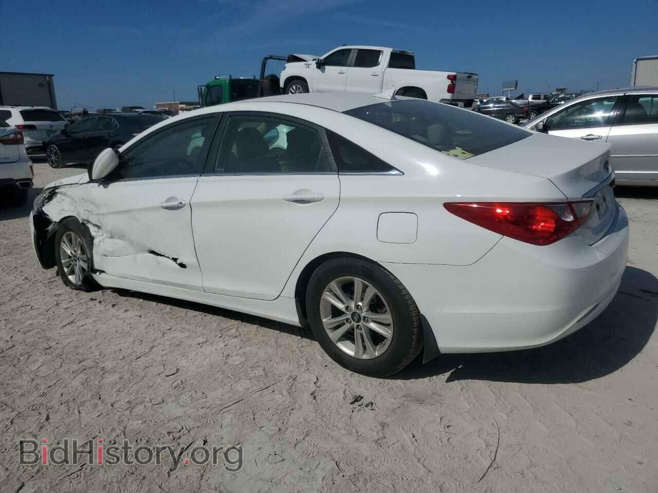 2013 HYUNDAI SONATA - VIN: 5NPEB4AC0DH764973 - Фото 2