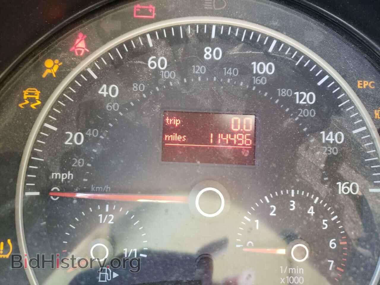 2010 VOLKSWAGEN BEETLE - VIN: 3VWPW3AG8AM005162 - Фото 9