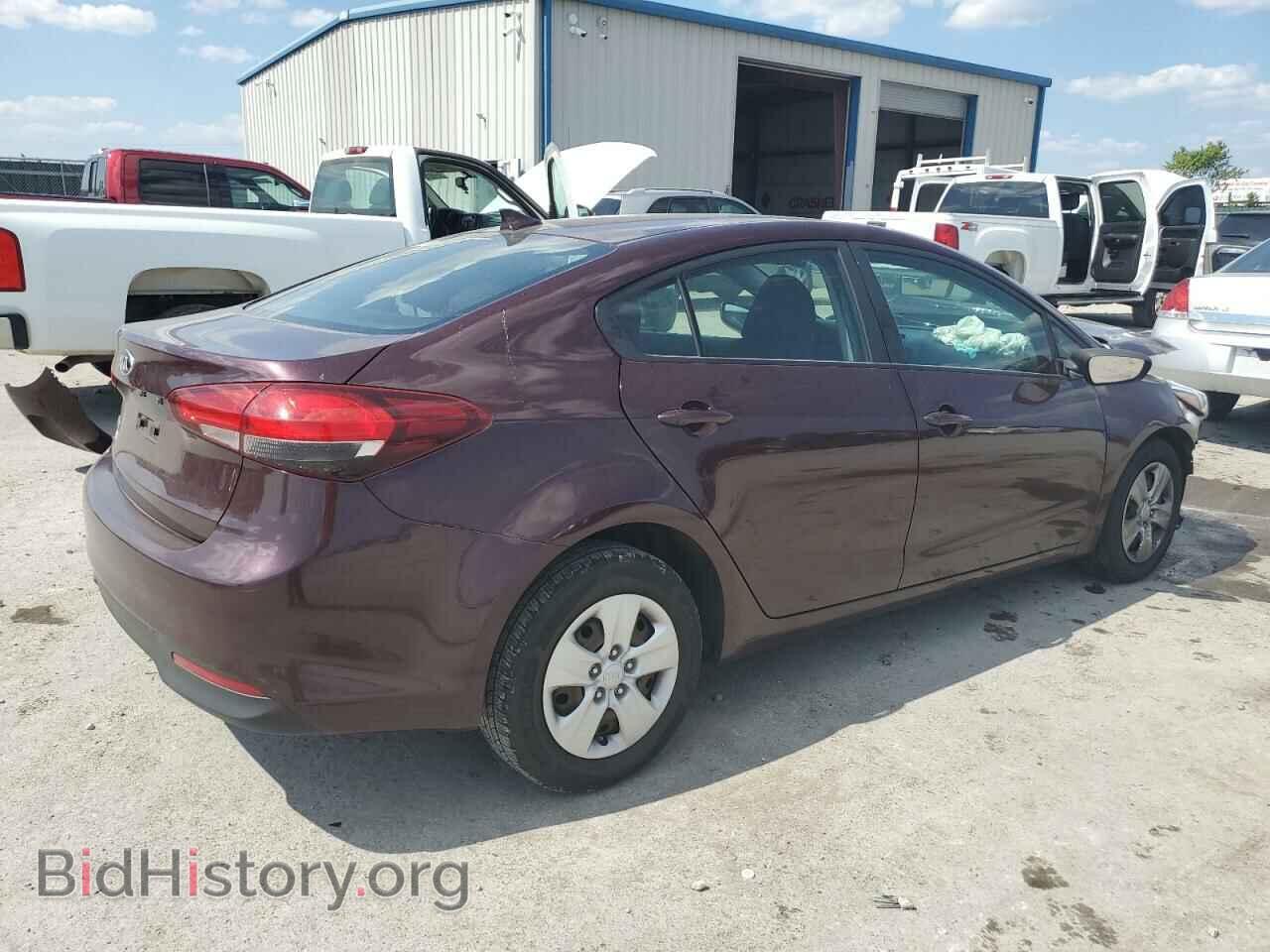2017 KIA FORTE - VIN: 3KPFK4A7XHE088436 - Фото 3