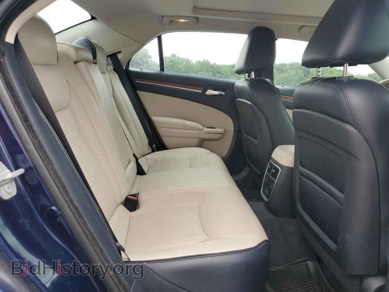 2016 CHRYSLER 300 - VIN: 2C3CCASG4GH230686 - Photo 10