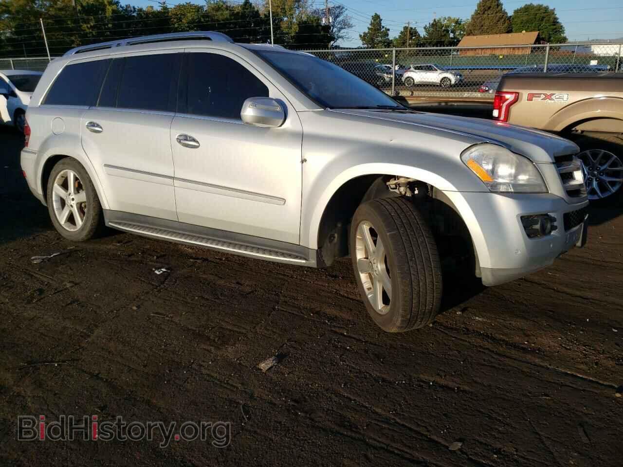 2009 MERCEDES-BENZ GL-CLASS - VIN: 4JGBF71E69A515582 - Фото 4