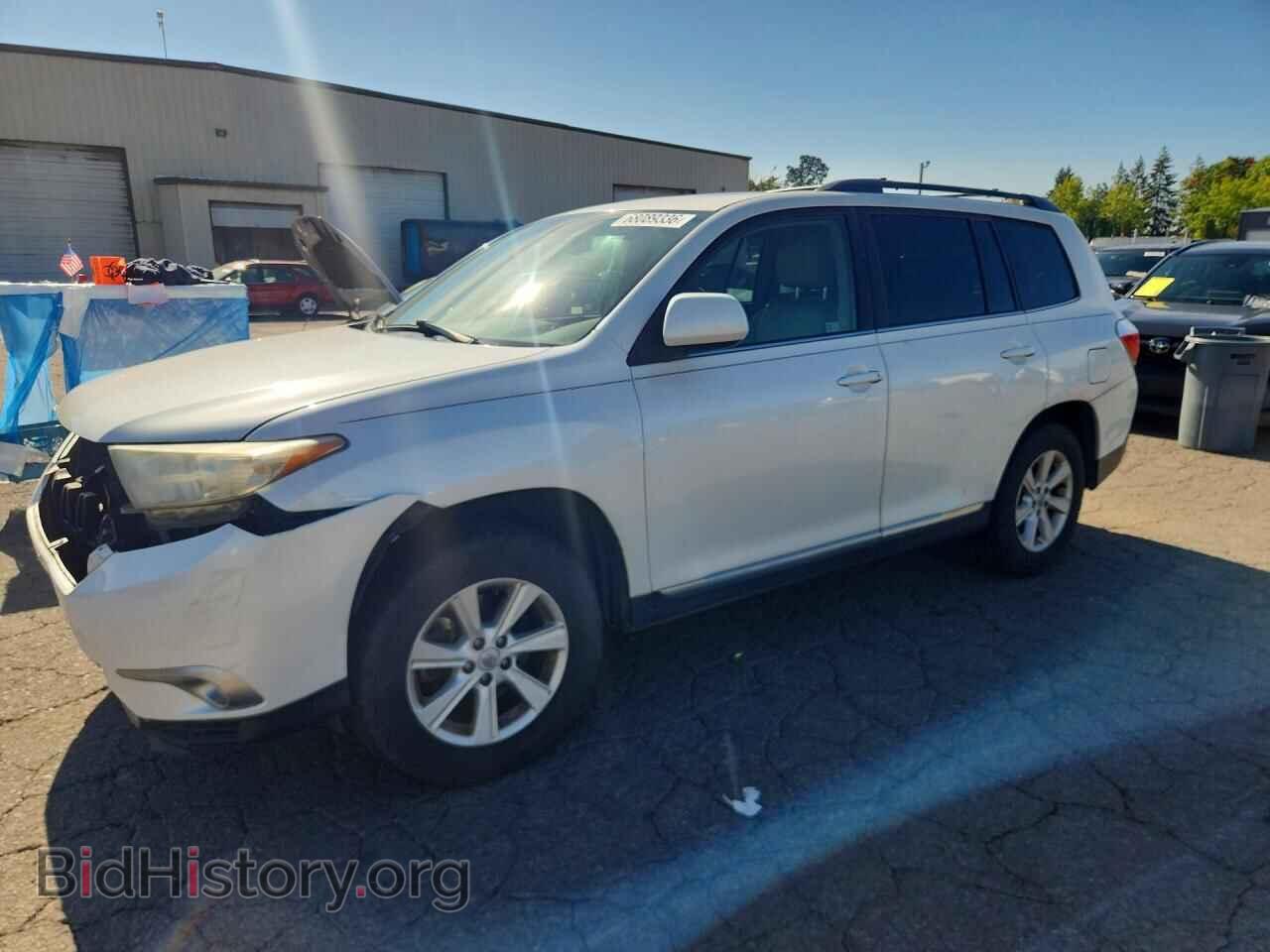Фотография 5TDBK3EH6BS080424 - TOYOTA HIGHLANDER 2011