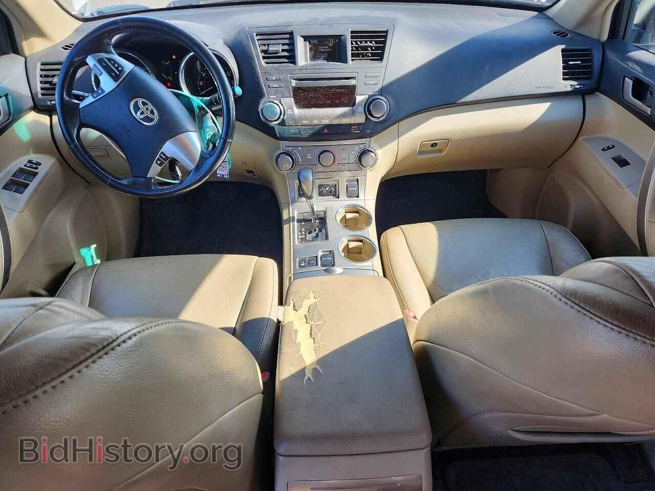 2011 TOYOTA HIGHLANDER - VIN: 5TDBK3EH6BS080424 - Фото 8