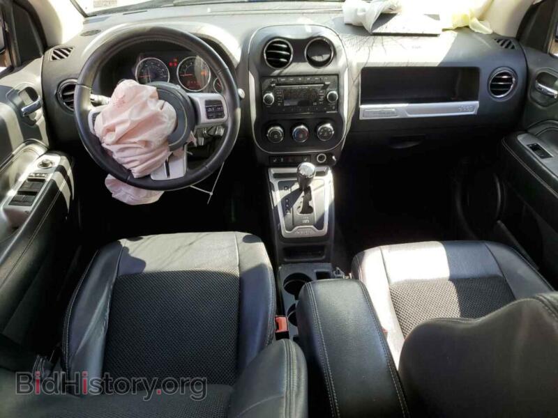 2015 Jeep COMPASS (VIN 1C4NJDEB6FD312605) — photo 8 of 12