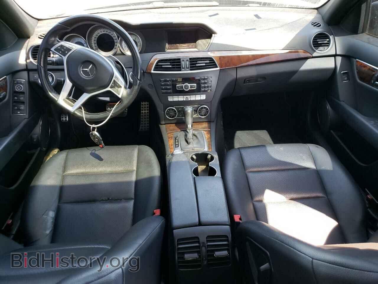 2014 MERCEDES-BENZ C-CLASS - VIN: WDDGF4HB0ER318445 - Фото 8