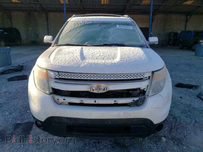 2011 Ford EXPLORER (VIN 1FMHK7F80BGA81915) — фото 5 из 13