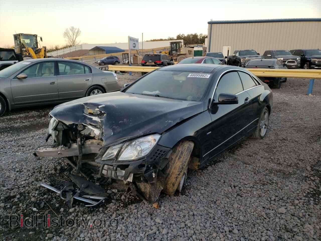 Фотография WDDKJ5KB0CF137657 - MERCEDES-BENZ E-CLASS 2012