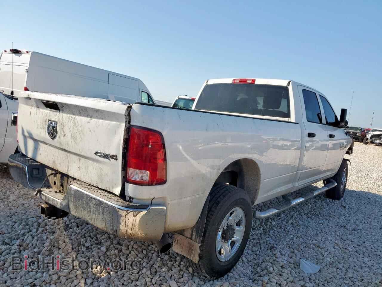 2017 RAM All Models - VIN: 3C6UR5HL2HG780925 - Photo 3