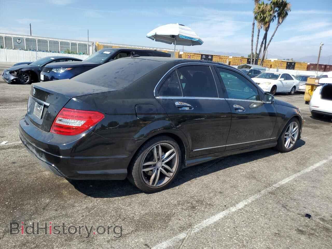 2012 MERCEDES-BENZ C-CLASS - VIN: WDDGF4HB9CA625303 - Фото 3