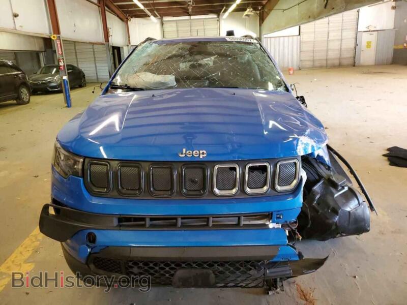 2022 Jeep COMPASS (VIN 3C4NJDBB9NT102349) — photo 5 of 13