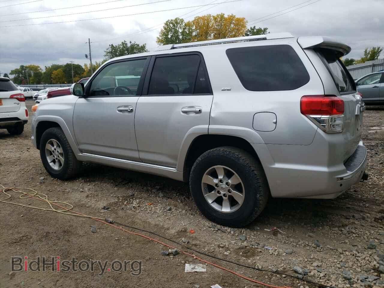 2011 TOYOTA 4RUNNER - VIN: JTEBU5JR2B5037799 - Фото 2