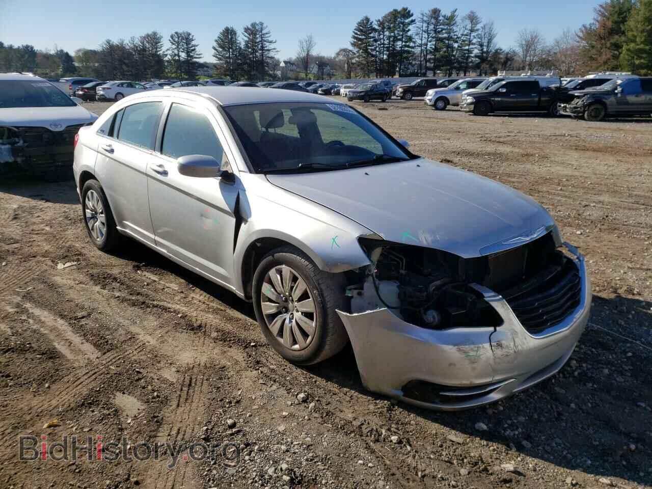 2012 CHRYSLER 200 - VIN: 1C3CCBAB0CN127374 - Фото 4