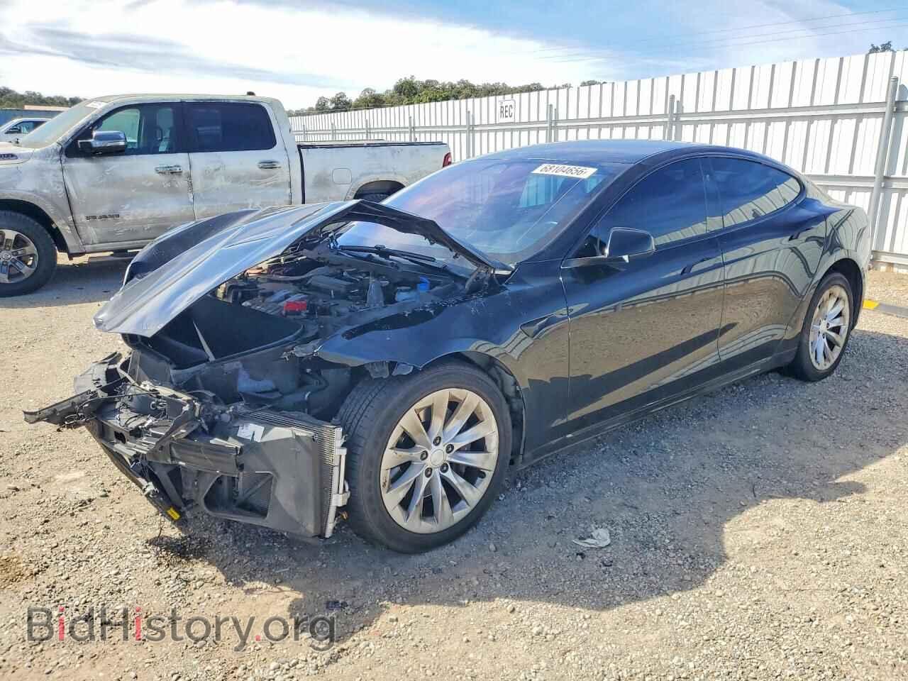 Фотография 5YJSA1E10HF192711 - TESLA MODEL S 2017