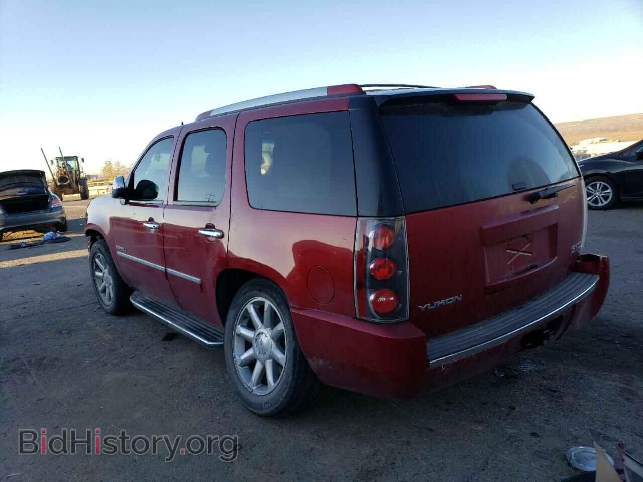 2013 GMC YUKON - VIN: 1GKS2EEF7DR120297 - Фото 2