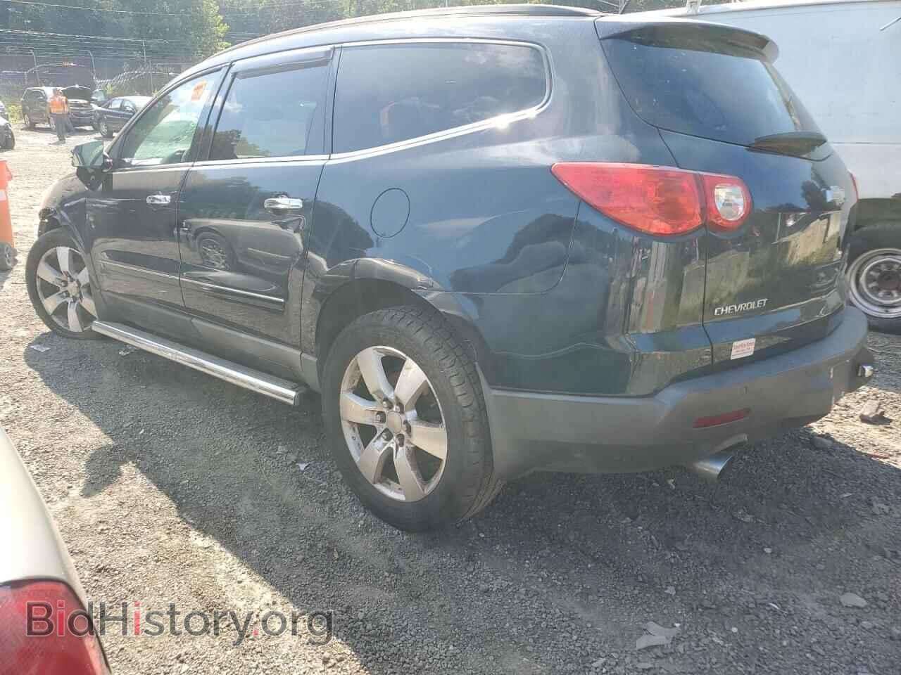 2009 CHEVROLET TRAVERSE - VIN: 1GNEV33D09S170892 - Фото 2