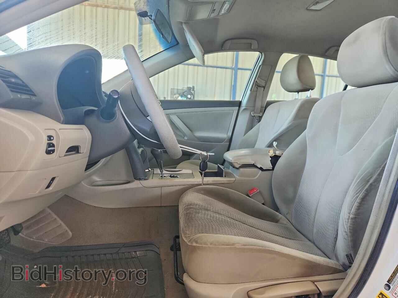 2011 TOYOTA CAMRY - VIN: 4T1BF3EK7BU688024 - Фото 7