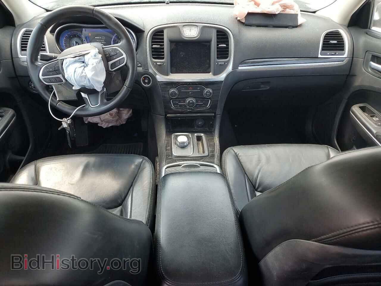 2017 CHRYSLER 300 - VIN: 2C3CCARG1HH534338 - Фото 8