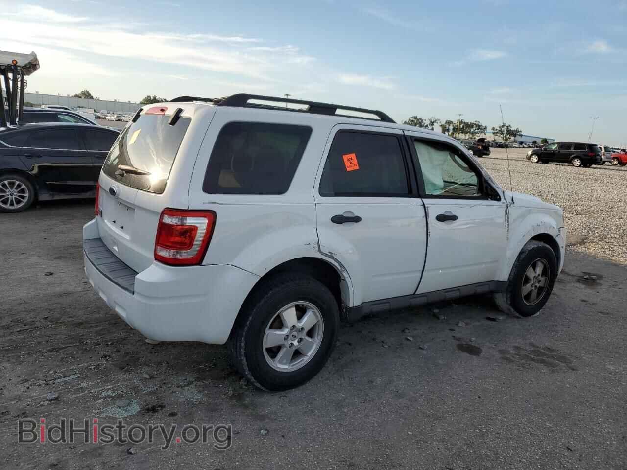 2012 FORD ESCAPE - VIN: 1FMCU0D70CKC69676 - Фото 3