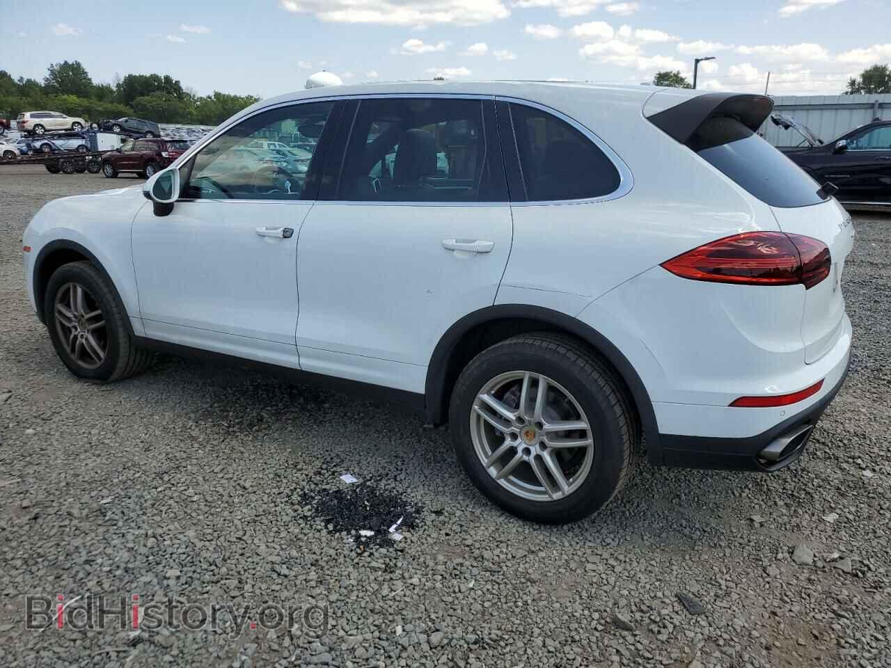 2016 PORSCHE CAYENNE - VIN: WP1AA2A27GKA10504 - Фото 2
