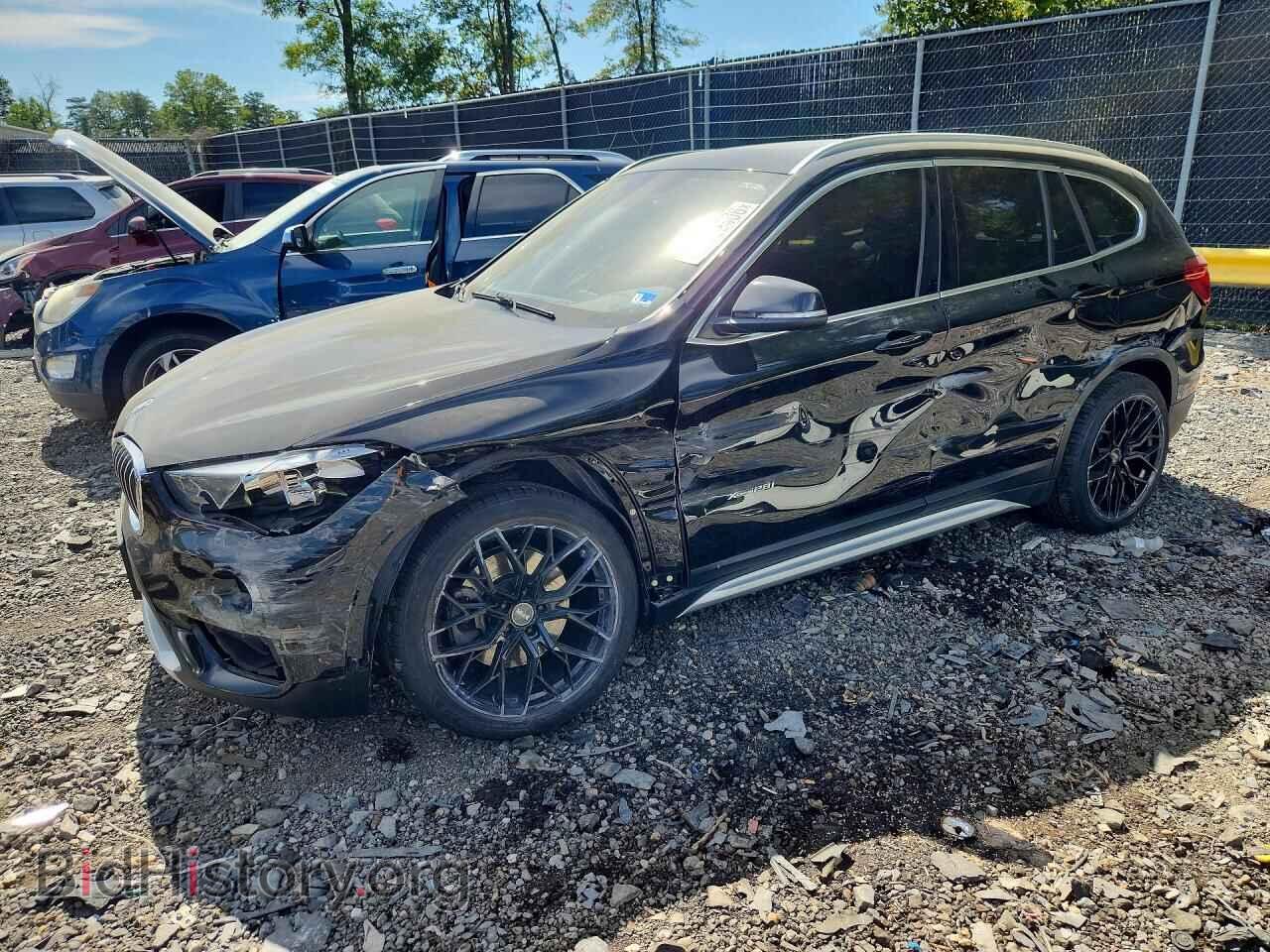 Фотография WBXHT3C30J5K32204 - BMW X1 2018