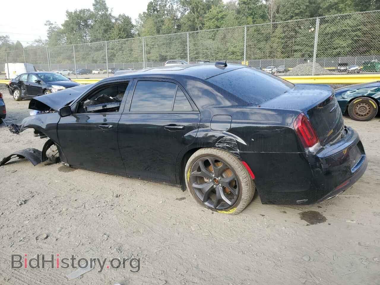 2021 CHRYSLER 300 - VIN: 2C3CCABG0MH550003 - Фото 2